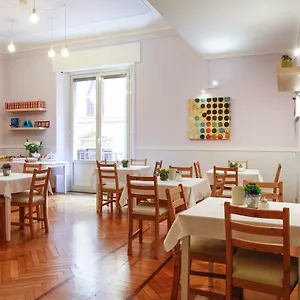 https://hotel-trinita-dei-monti.it-romehotels.com