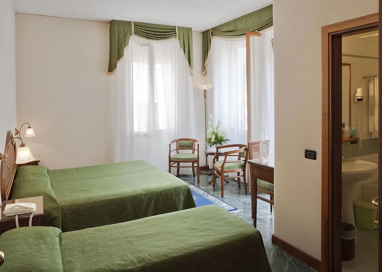 ヴェネツィア ロカンダ ガッファロ Bed & Breakfast 3*,  イタリア
