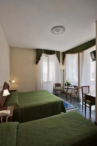 ヴェネツィア ロカンダ ガッファロ Bed & Breakfast